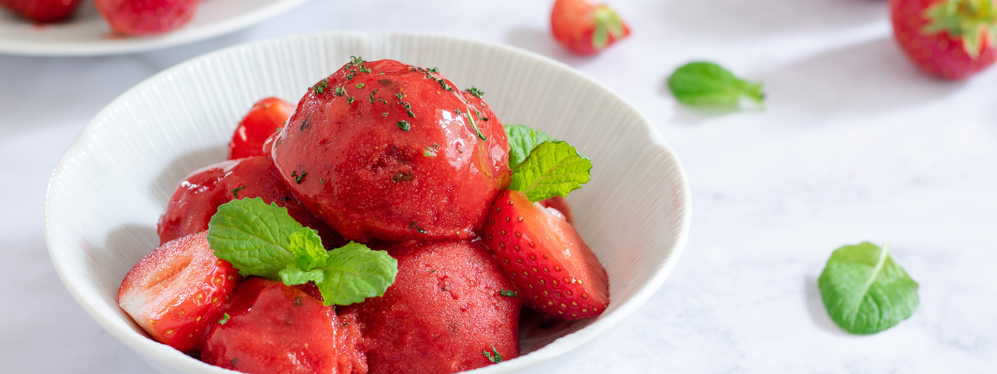 Jahodový sorbet s mätou a proseccom
